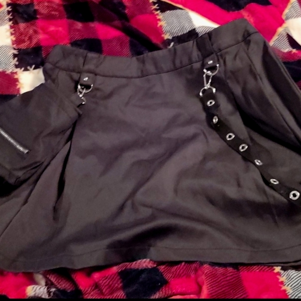 Goth Mini Skirt Kawaii Aesthetic - Picture 5 of 11